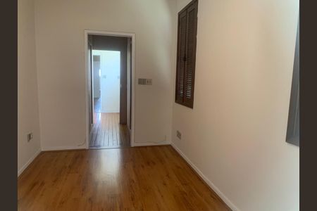 Casa à venda com 120m², 3 quartos e 1 vaga