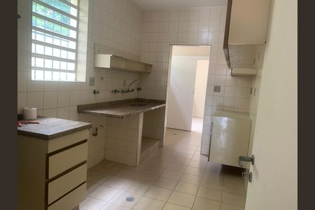 Casa à venda com 120m², 3 quartos e 1 vaga