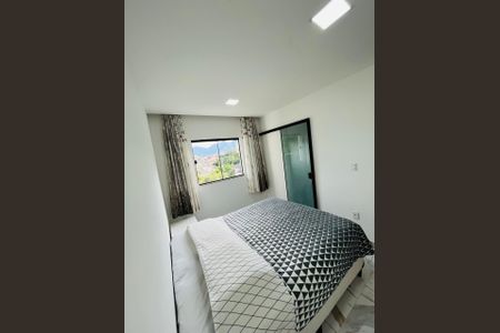 Casa de Condomínio para alugar com 3 quartos, 250m² em Taquara, Rio de Janeiro