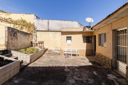 Casa à venda com 311m², 4 quartos e sem vaga Casa à venda com 311m², 4 quartos e sem vagaCasa 2 Quintal