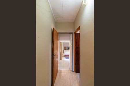 Casa à venda com 311m², 4 quartos e sem vaga Casa à venda com 311m², 4 quartos e sem vagaCasa 1 Corredor