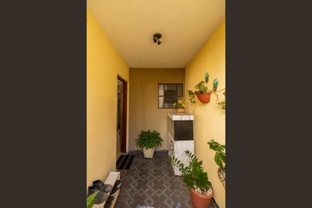 Casa à venda com 311m², 4 quartos e sem vaga Casa à venda com 311m², 4 quartos e sem vagaEntrada