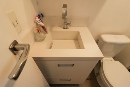 Apartamento à venda com 92m², 3 quartos e 2 vagasBanheiro da Suíte