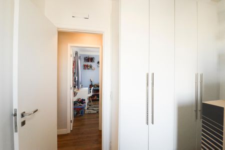 Apartamento à venda com 92m², 3 quartos e 2 vagasQuarto 2