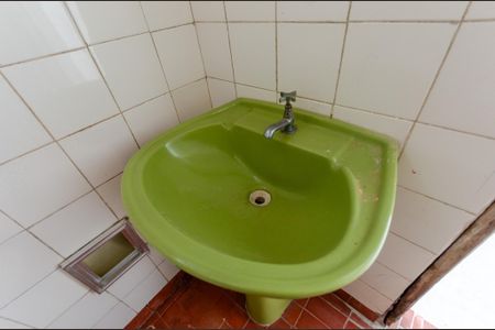 Casa à venda com 118m², 4 quartos e sem vaga Casa à venda com 118m², 4 quartos e sem vagaBanheiro 2