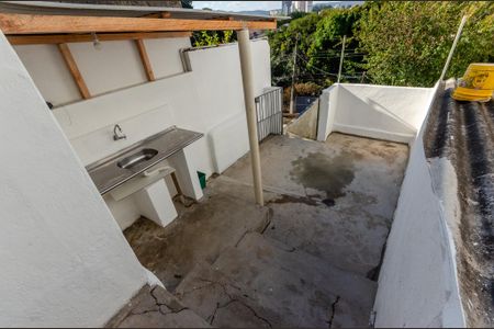 Casa à venda com 118m², 4 quartos e sem vaga Casa à venda com 118m², 4 quartos e sem vagaÁrea externa