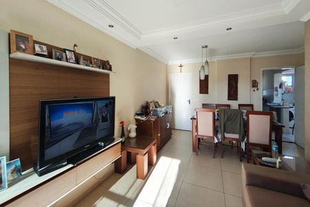 Apartamento à venda com 79m², 3 quartos e 2 vagas Apartamento à venda com 79m², 3 quartos e 2 vagasSala