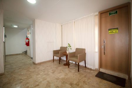 Apartamento para alugar com 60m², 2 quartos e sem vagaÁrea comum