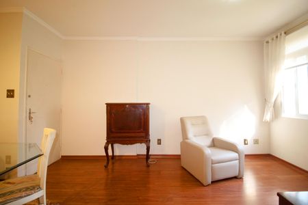 Apartamento para alugar com 60m², 2 quartos e sem vagaSala