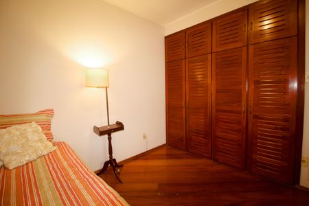 Apartamento para alugar com 60m², 2 quartos e sem vagaQuarto 1