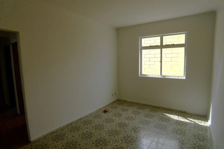 Apartamento à venda com 100m², 3 quartos e 2 vagasSala