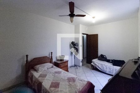 Casa à venda com 300m², 5 quartos e 4 vagas