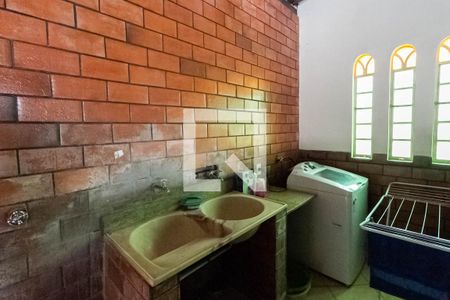 Casa à venda com 300m², 5 quartos e 4 vagas