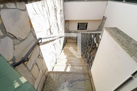 Casa à venda com 300m², 5 quartos e 4 vagas