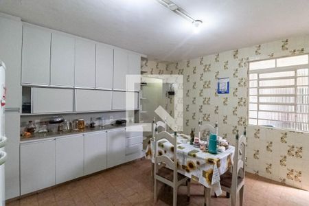 Casa à venda com 300m², 5 quartos e 4 vagas