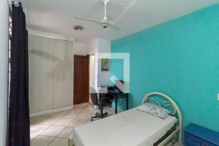 Casa à venda com 300m², 5 quartos e 4 vagas