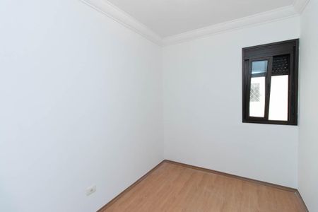Apartamento à venda com 82m², 3 quartos e 2 vagasQuarto 2