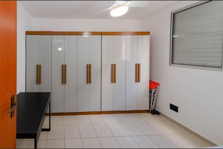 Apartamento para alugar com 54m², 2 quartos e 1 vagaQuarto 1
