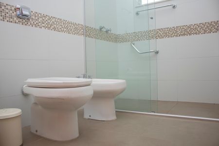 Casa para alugar com 273m², 6 quartos e 2 vagasBanheiro da Suíte