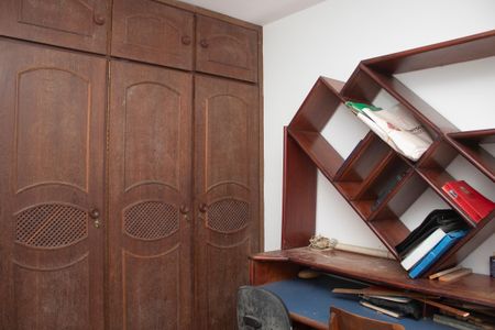 Casa para alugar com 273m², 6 quartos e 2 vagasQuarto 5