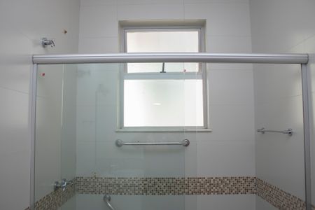 Casa para alugar com 273m², 6 quartos e 2 vagasBanheiro da Suíte