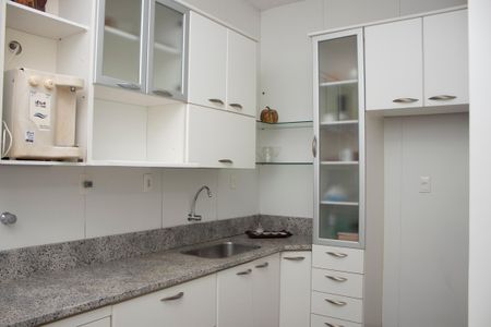 Casa para alugar com 273m², 6 quartos e 2 vagasCozinha