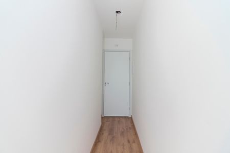 Apartamento à venda com 46m², 2 quartos e 1 vagaSala - Corredor de Entrada