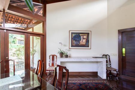 Casa para alugar com 896m², 4 quartos e 6 vagasSala de Jantar