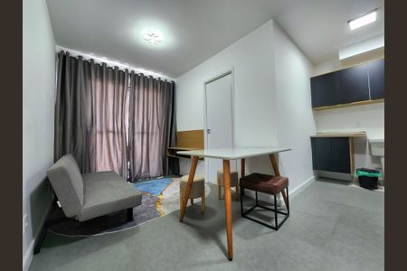 Sala de apartamento à venda com 2 quartos, 36m² em Moema, São Paulo