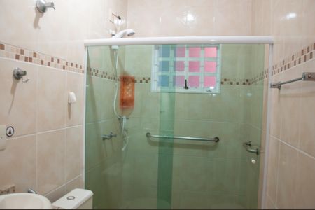 Casa para alugar com 120m², 3 quartos e 4 vagasBanheiro