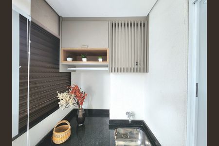Studio para alugar com 26m², 1 quarto e sem vaga Studio para alugar com 26m², 1 quarto e sem vagaVaranda