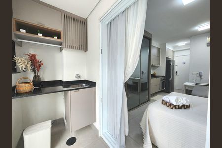 Studio para alugar com 26m², 1 quarto e sem vaga Studio para alugar com 26m², 1 quarto e sem vagaVaranda