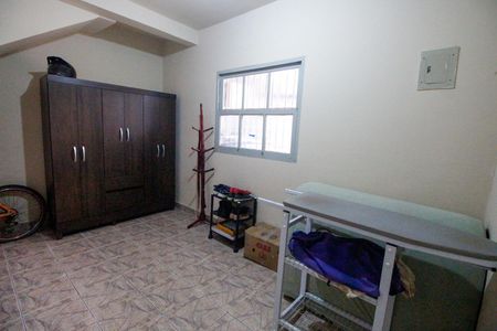 Casa à venda com 122m², 2 quartos e 3 vagasQuarto