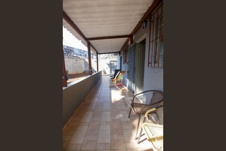 Casa à venda com 122m², 2 quartos e 3 vagasVaranda