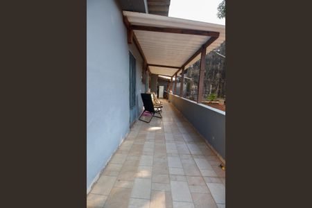 Casa à venda com 122m², 2 quartos e 3 vagasVaranda