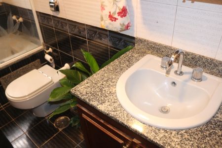 Apartamento à venda com 145m², 3 quartos e 1 vagaBanheiro da Suíte 1