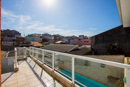 Casa à venda com 245m², 3 quartos e 2 vagasÁrea externa