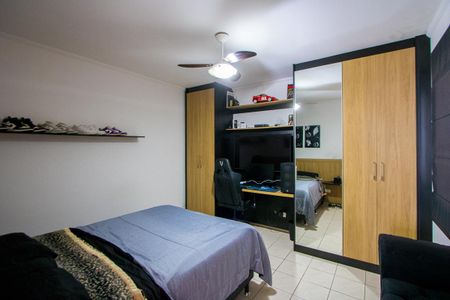 Casa à venda com 245m², 3 quartos e 2 vagasQuarto 1