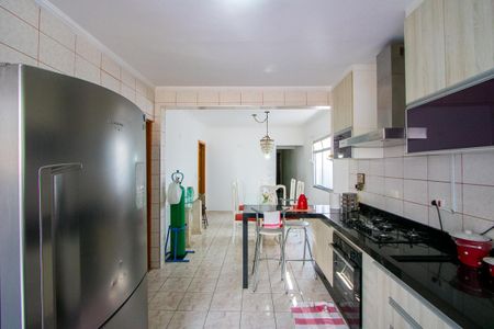 Casa à venda com 245m², 3 quartos e 2 vagasCozinha
