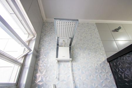 Casa à venda com 245m², 3 quartos e 2 vagasBanheiro social