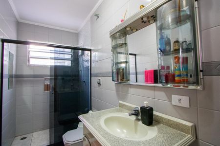 Casa à venda com 245m², 3 quartos e 2 vagasBanheiro social