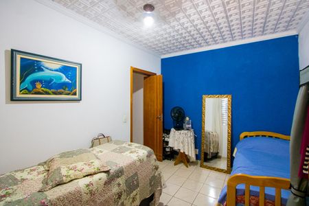 Casa à venda com 245m², 3 quartos e 2 vagasQuarto 2