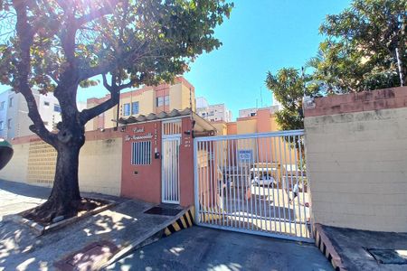 Apartamento à venda com 40m², 2 quartos e 1 vagaFachada e Portaria