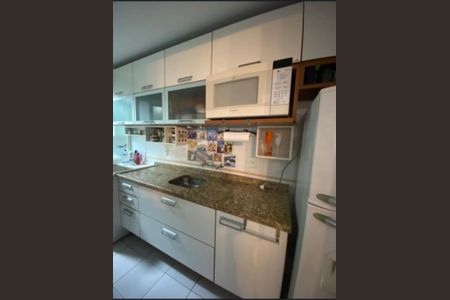 Apartamento para alugar com 72m², 2 quartos e 1 vaga Apartamento para alugar com 72m², 2 quartos e 1 vagaCozinha