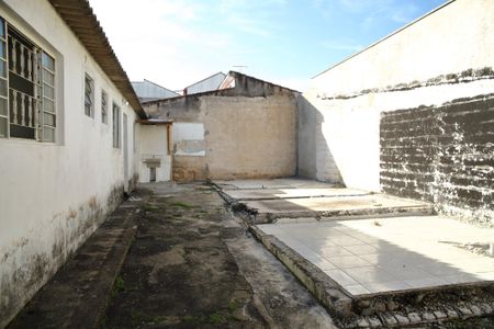 Casa para alugar com 60m², 1 quarto e sem vagaÁrea de Serviço