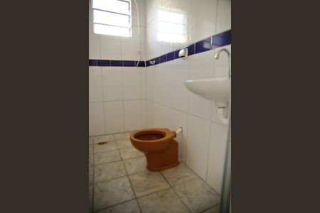 Casa para alugar com 60m², 1 quarto e sem vagaBanheiro