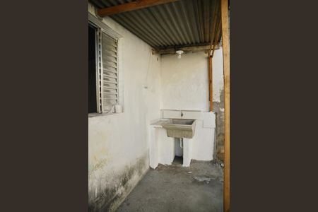 Casa para alugar com 60m², 1 quarto e sem vagaÁrea de Serviço