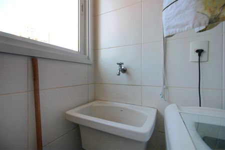 Apartamento para alugar com 82m², 3 quartos e 2 vagasÁrea de Serviço