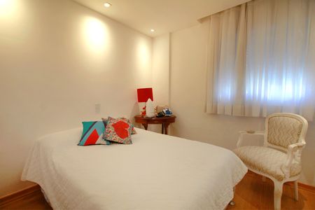 Apartamento para alugar com 82m², 3 quartos e 2 vagasQuarto 2