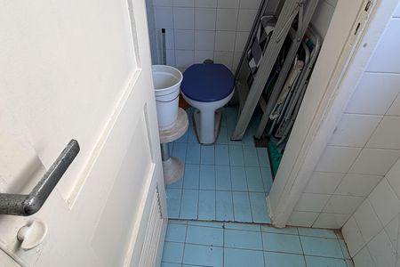 Apartamento para alugar com 112m², 2 quartos e sem vaga Apartamento para alugar com 112m², 2 quartos e sem vagaBanheiro de Serviço